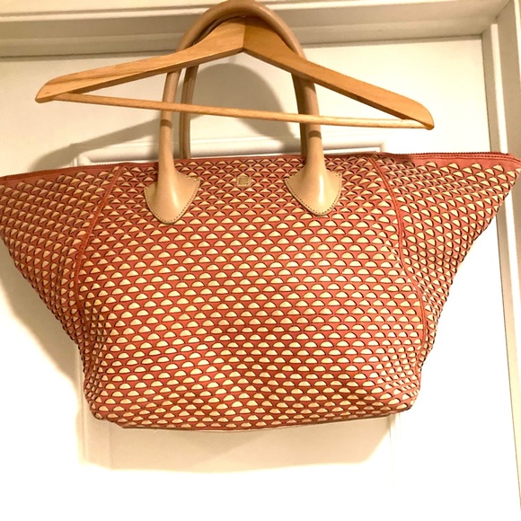 Pour La Victoire Leather basketweaved Authentic Extra Large Tote  Tan/Orange - Picture 7 of 16
